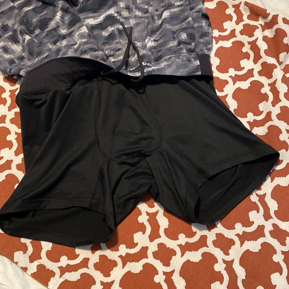 T.H.E. Shorts with liner - Picture 8 of 8